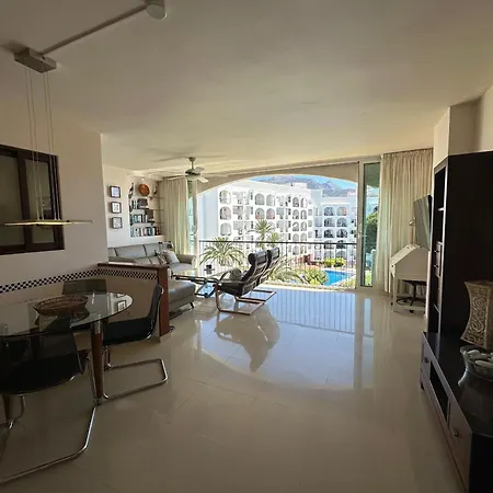 R1345 Carabeo 1 - 42 Apartment Nerja